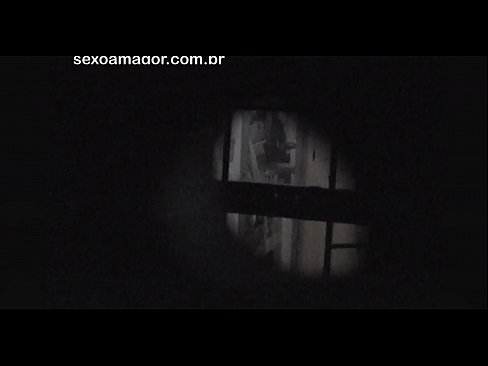 ❤️ Blondie được bí mật quay video bởi một voyeur hàng xóm ẩn sau những viên gạch rỗng Video qua đường hậu môn ở% vi.np64.ru%